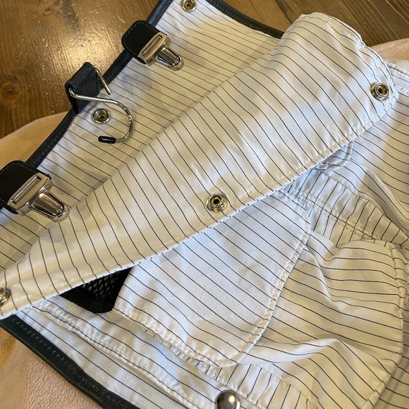 Moore & Giles Austin Hanging Leather Wash Kit - Picture 6 of 7